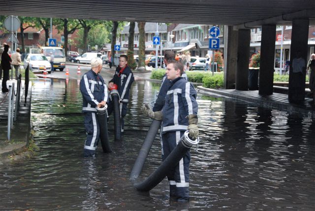 2008/233/20080807 017 Wateroverlast Pa Verkuyllaan.jpg